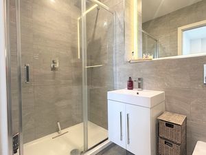 Photo 5- click for photo gallery